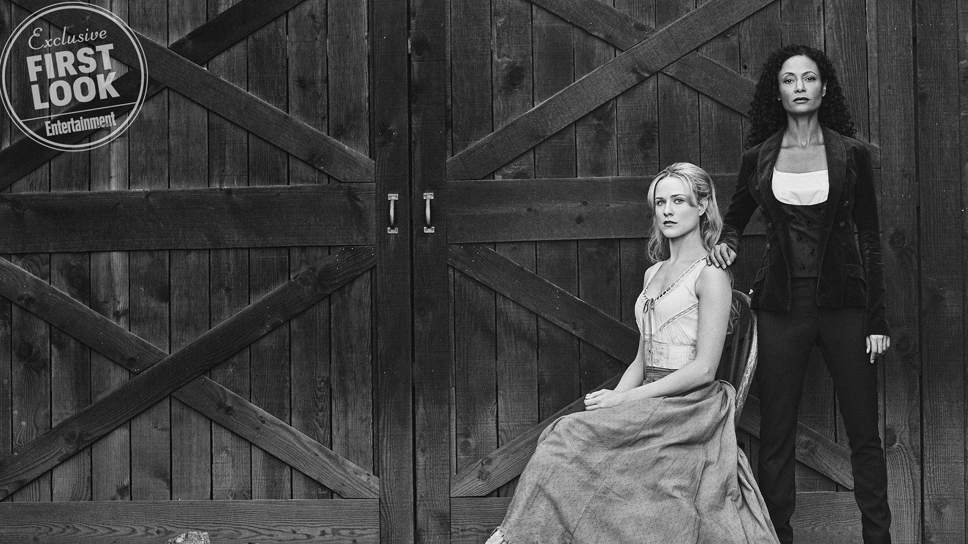 李轩豪在“湾区杯”象棋大棋士赛中战胜卫冕冠军杨楷文，李轩豪围棋