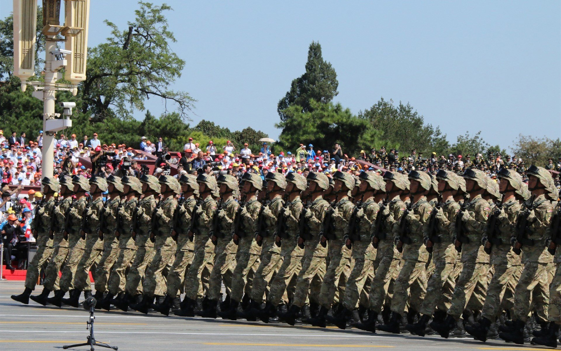 未来足球“天王”之路:崭露头角的年轻力量,未来足坛第一人