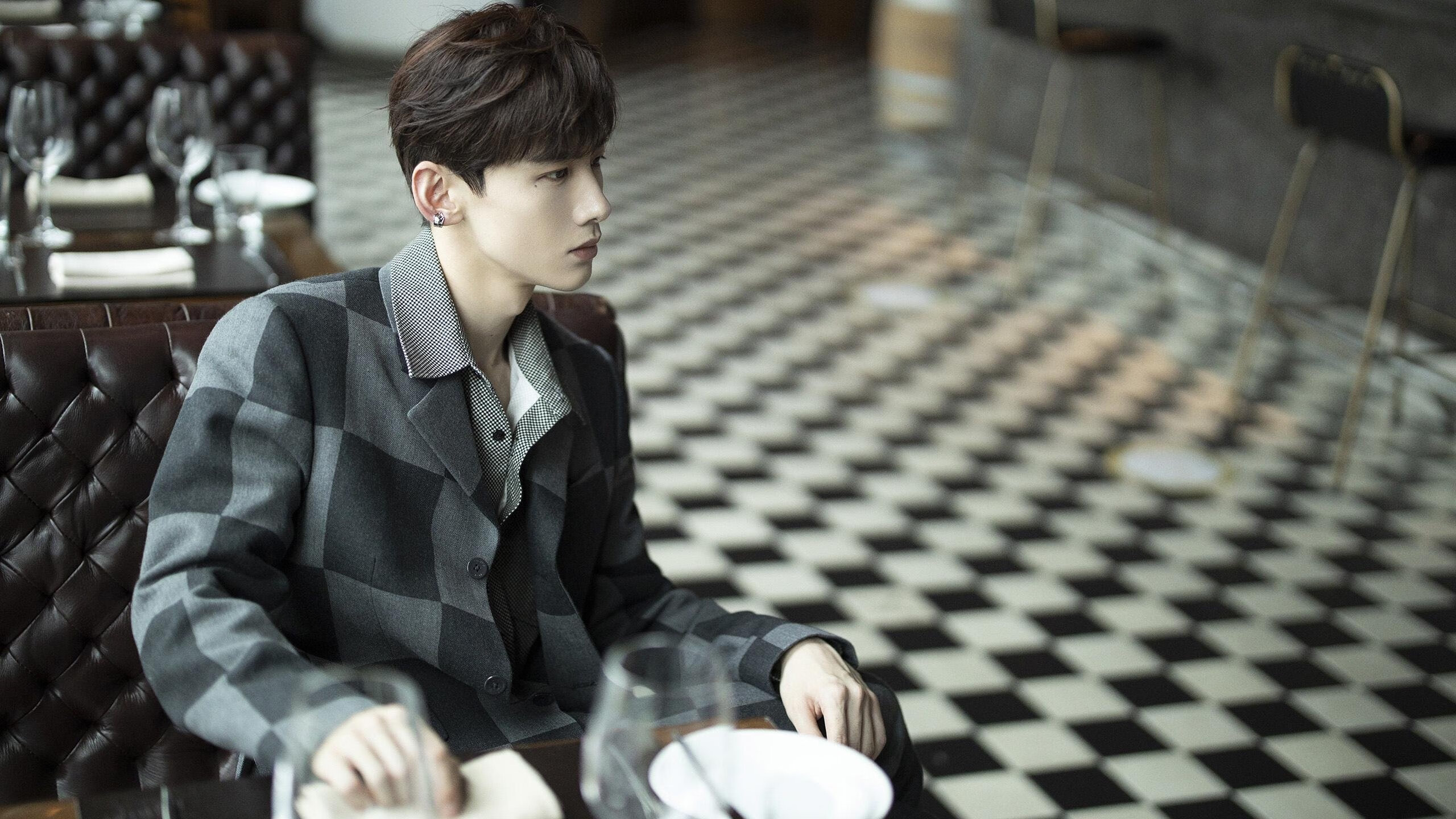 女子4×200米自由泳接力澳大利亚表现抢眼，女子4×200米自由泳接力完整视频