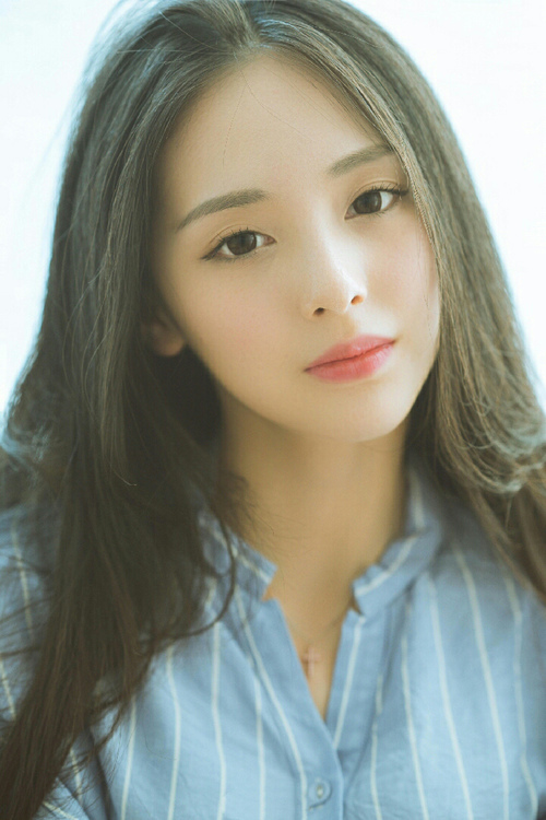 九游娱乐(jiuyou)官网-青年才俊在海外联赛锻炼后回归国家队表现亮眼