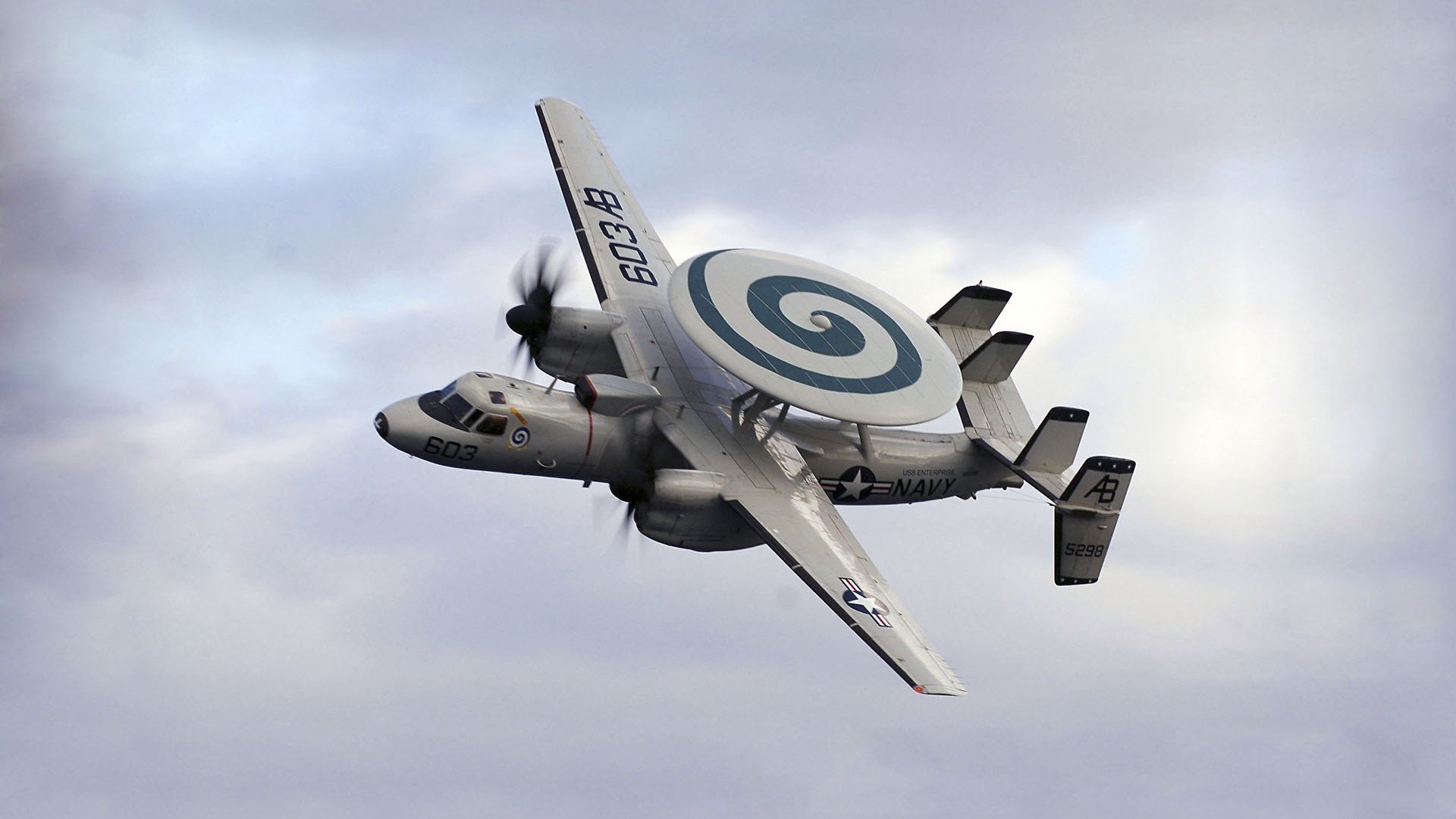 JIUYOU GAMING-高校篮球战术公开课开讲知名教练分享实战经验干货，校园篮球赛战术